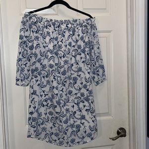 Banana Republic off the shoulders dress
